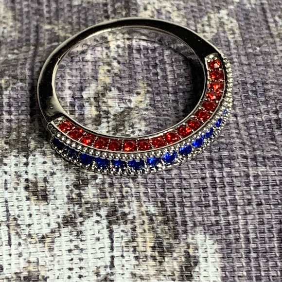 Brand New Patriotic Crystal Ring - Picture 1 of 10